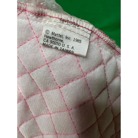Barbie  1985 Bedspread from  Dream Glow Bed #5641 Pink w Large ruffle 11”Lx 12”w - Picture 3 of 5